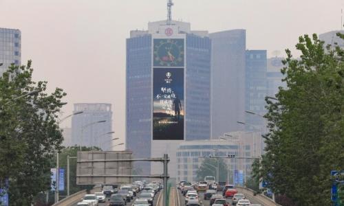 狮王精酿代言人未宣先热,系列悬疑海报引爆网络