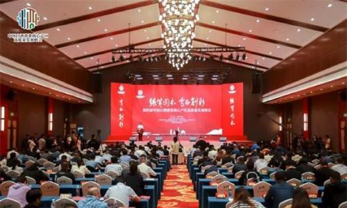 白酒香型何去何从?香型融合大行其道,还是去香型化势在必行?