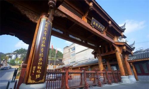 成功有方 探秘英雄渡酒业12000吨基酒产能背后的过去、现在与未来