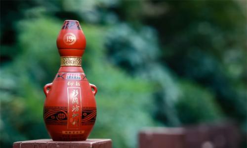 "端"起酒杯,"午"福临门!礼以酒成贯古今,仰韶酒香寄安康