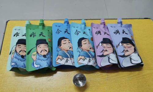 双度皆纯粮,各有风味长--啖港42/52度袋装纯粮白酒对比品鉴