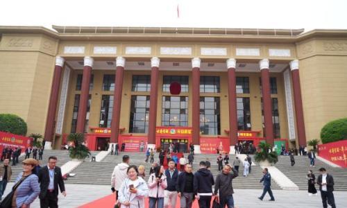 在古井贡酒2000平米展厅,我们看到了白酒的未来|春糖观察